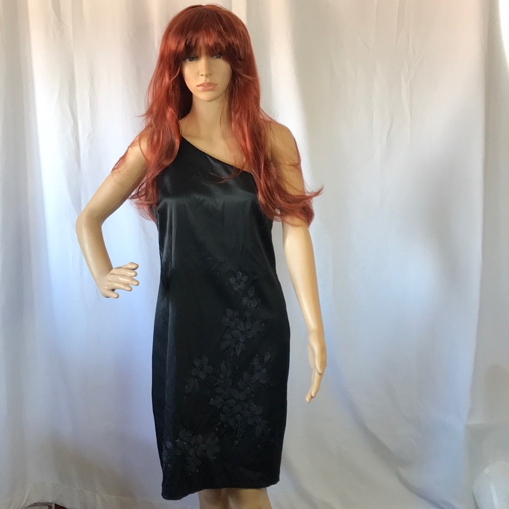 CDC Women’s Dress Black Floral 10P